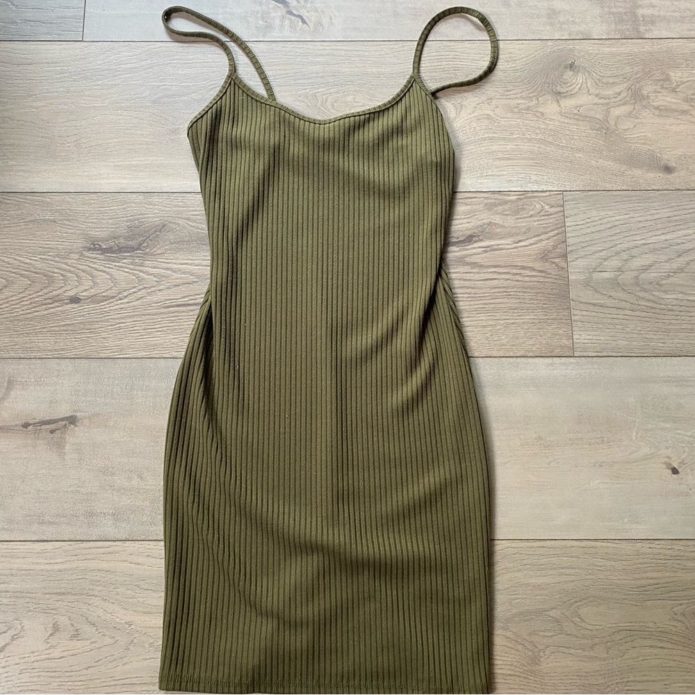 Green mini bodycon dress